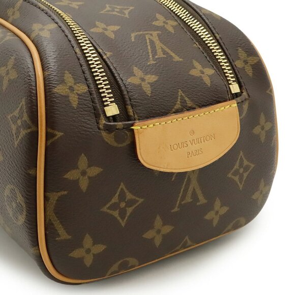LOUIS VUITTON Brown Monogram Pouch - Picture 9 of 9